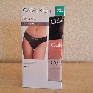 Calvin Klein Women’s Bikini, 3-pack NEW